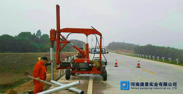 公路波形护栏安装流程.jpg