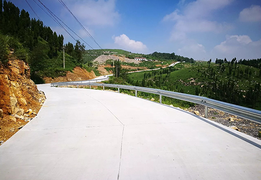 道路波形护栏板