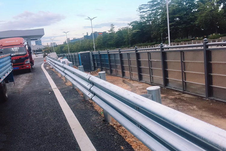 加强型波形护栏