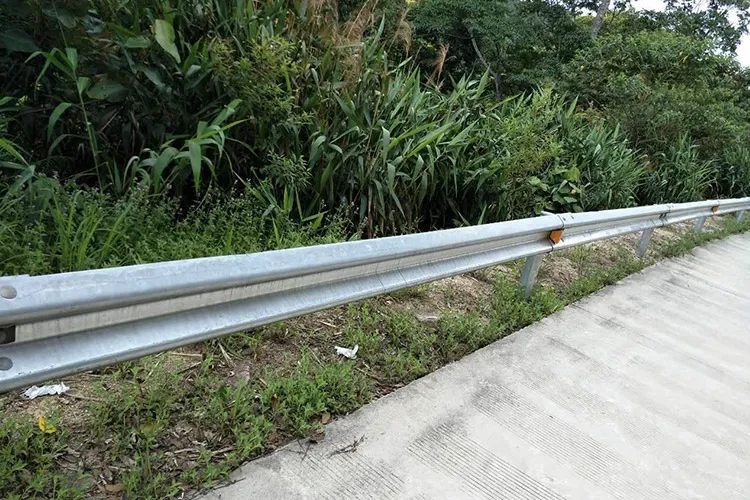 波形护栏防阻块