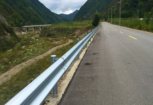 波形护栏