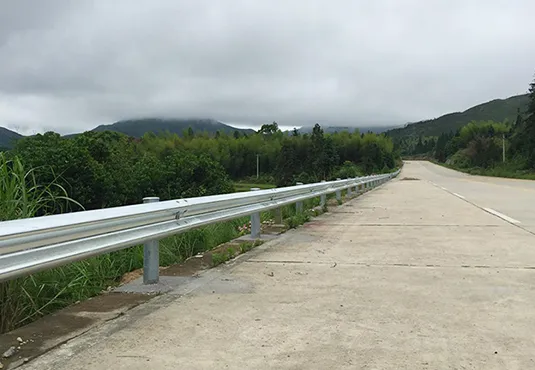 防城港波形护栏厂家