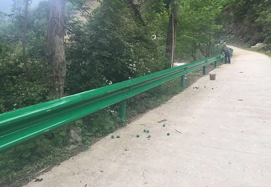 乡村公路波形护栏