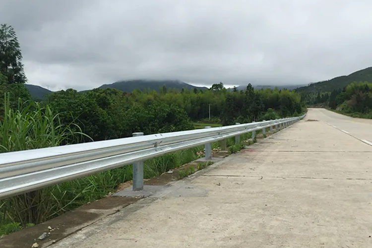 c级波形护栏