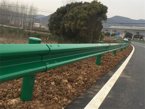 和田波形护栏