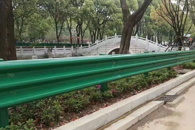 江西波形护栏板